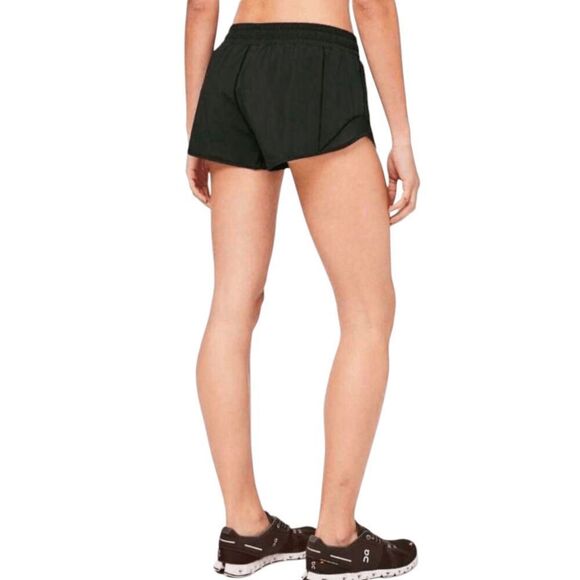 LULULEMON ATHLETICA Hotty Hot Short II "4" In Black Size 2 - Picture 2 of 5